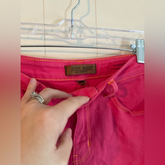 Judy Blue Hot Pink Pocket Embroidered Shorts, Size 29 - Picture 7 of 12